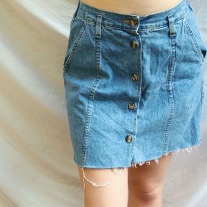 Vivaldi Button down blue jean skirt size medium